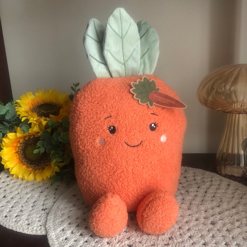 Gardeners Eden Plush CARROT Shelf Sitter Easter Decor